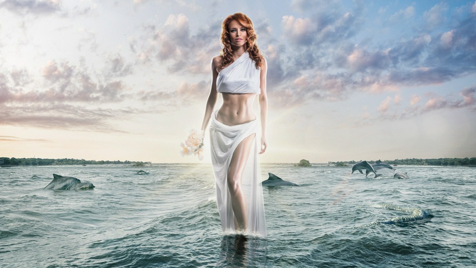 Женщины, Выходящие из Морской Воды