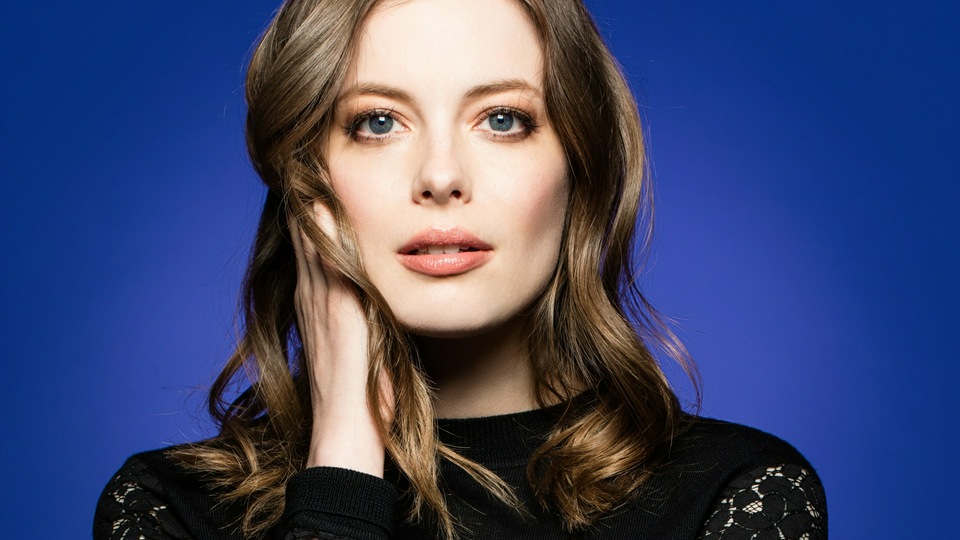 Джиллиан Джейкобс