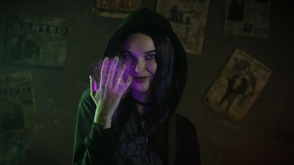 Джулия Стир в Темной Лиге Справедливости Лучшая из худших