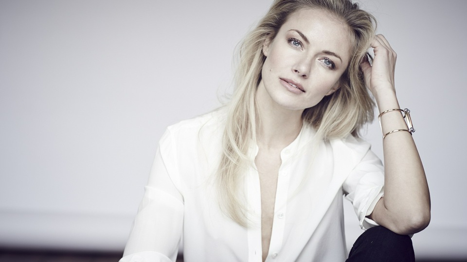 Мелани Лоран 5 тысяч