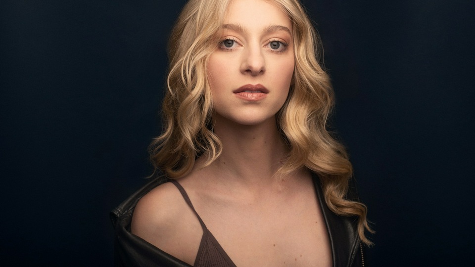 Рейна Старр