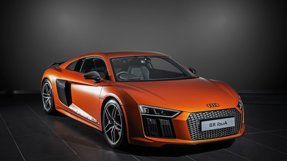 Audi R8 V10, настроенный на заказ