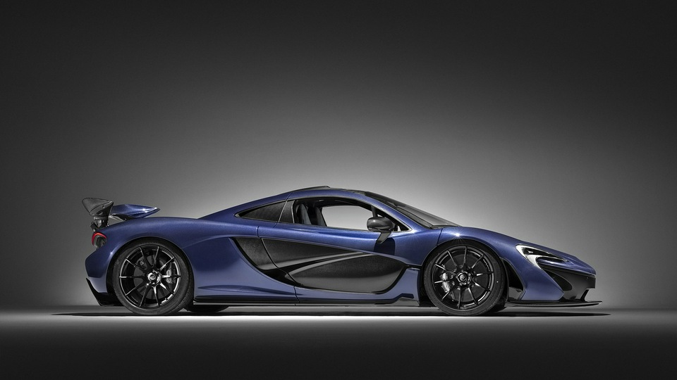 Mclaren P1 Вид сбоку 2