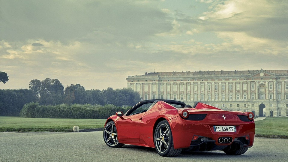 Ferrari 458 Italia Красный