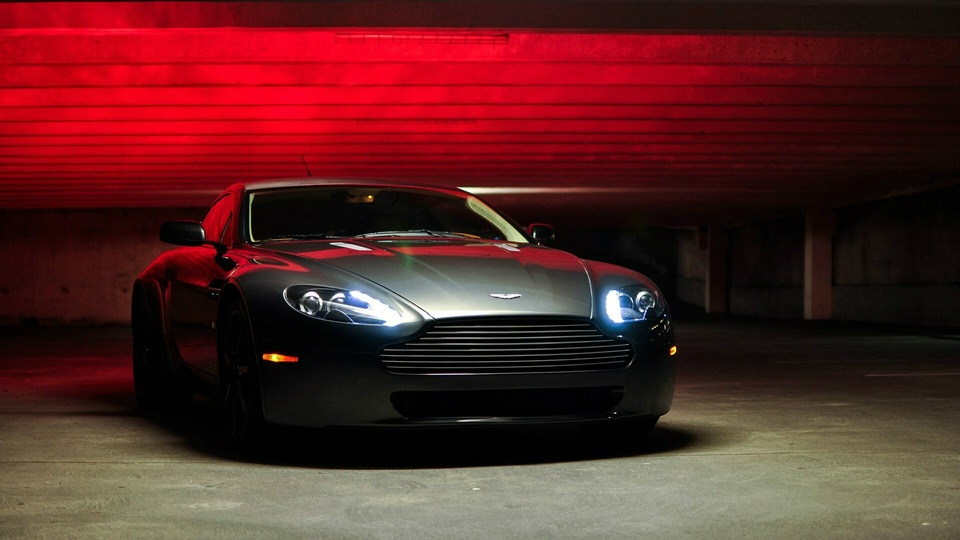 Фары Aston Martin Vantage