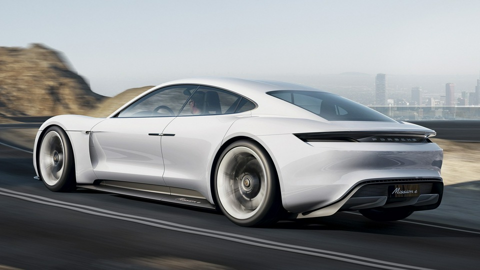 Концепция Porsche Mission E