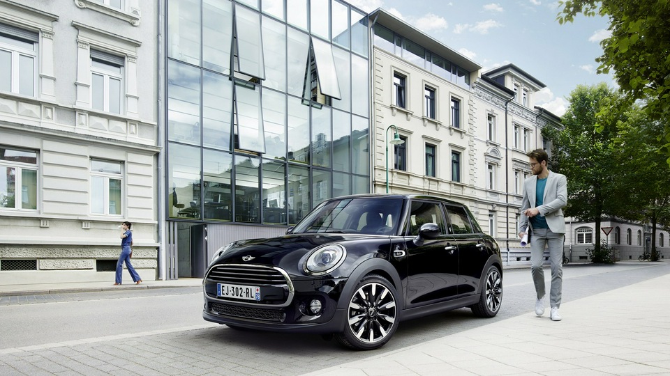 MINI Cooper Blackfriars 2017