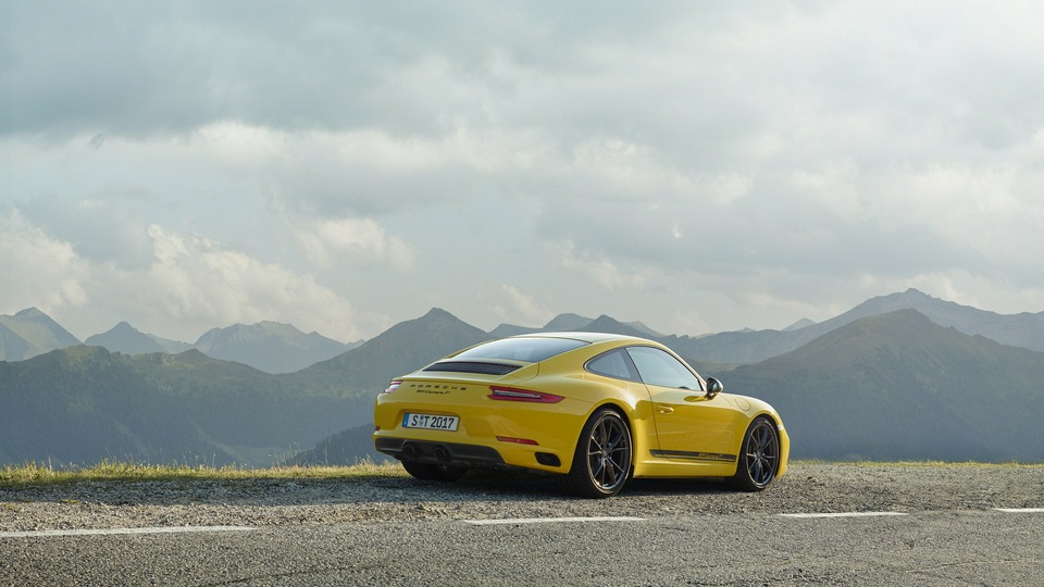 Porsche 911 Carrera T Coupe 2018