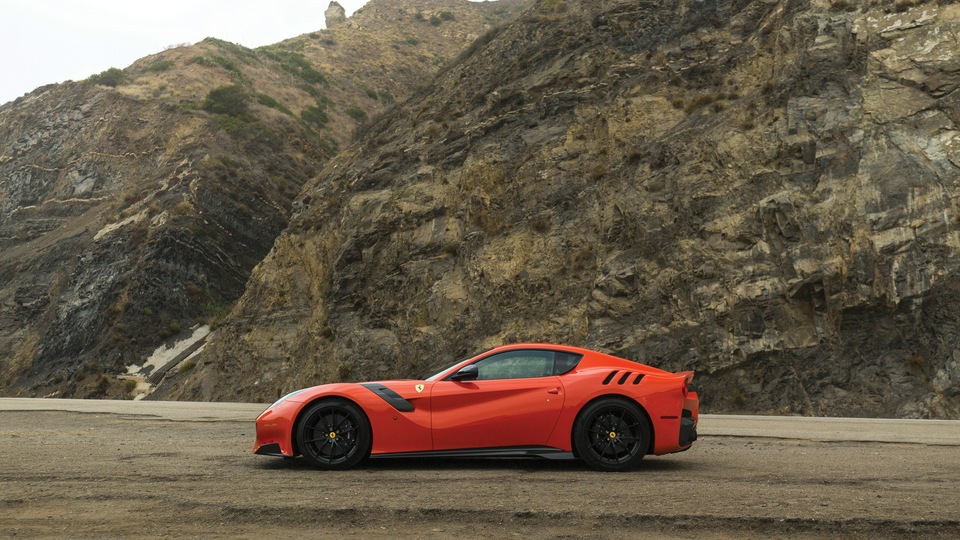 Ferrari F12 Tdf