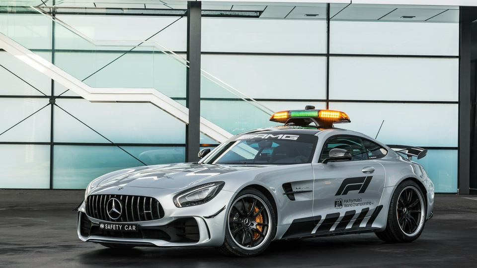 Автомобиль безопасности Mercedes AMG GT R F1 2018