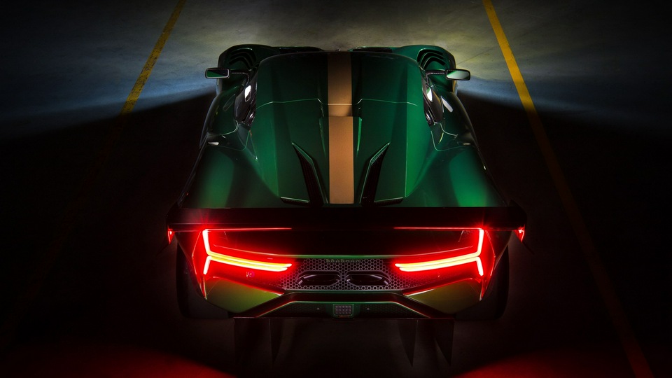 Brabham BT62 2018 Сзади