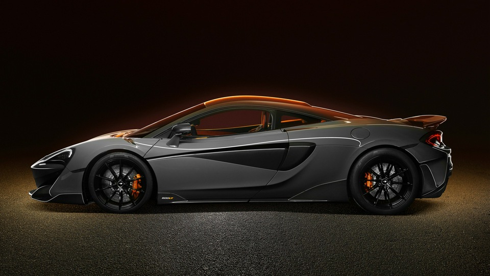 McLaren 600LT 2018 Вид сбоку