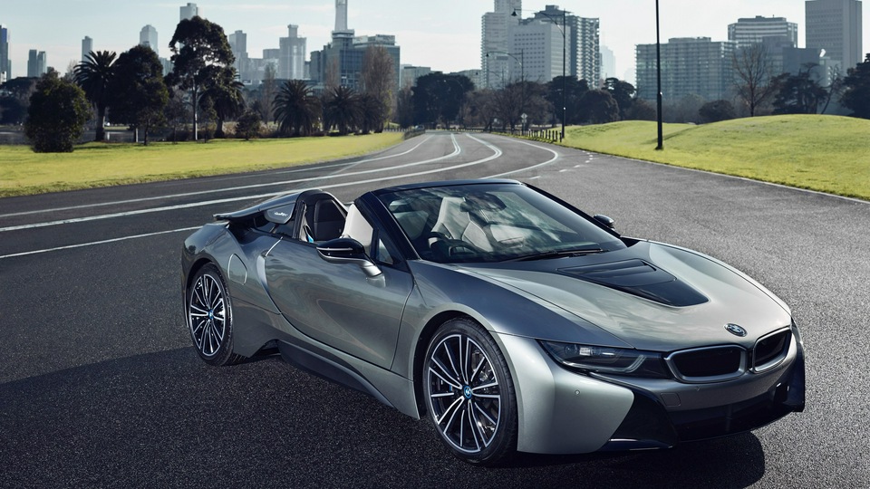 BMW I8 Roadster 2018 спереди