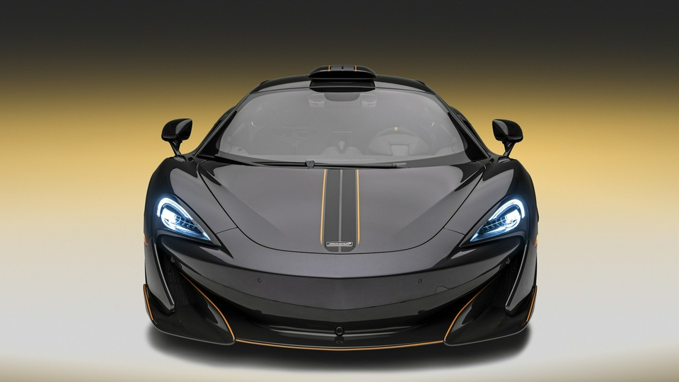 2018 McLaren 600LT спереди