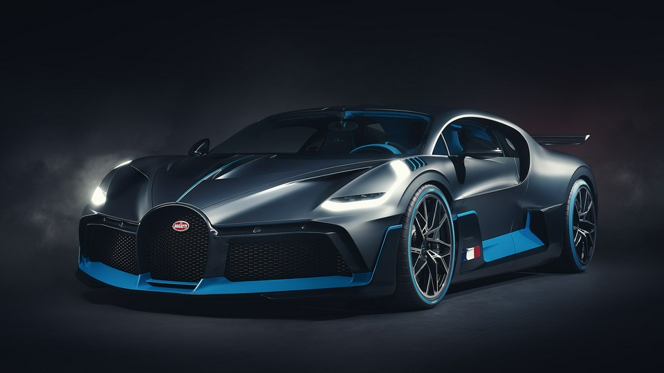 Фотосессия Bugatti Divo 2018