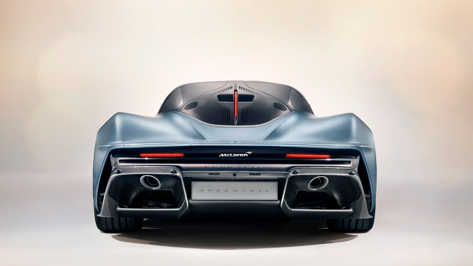 McLaren Speedtail 2018 сзади