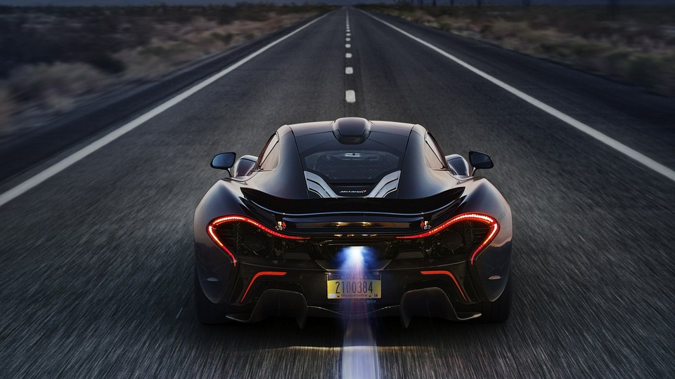 McLaren P1 XP7 сзади