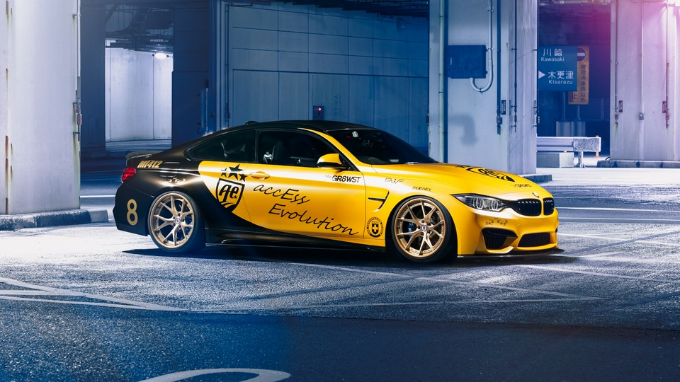 Модифицированная фотография BMW M4