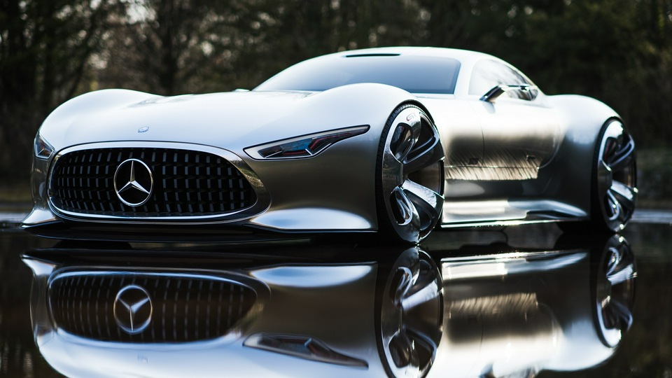 Mercedes Benz AMG Vision Gran Turismo