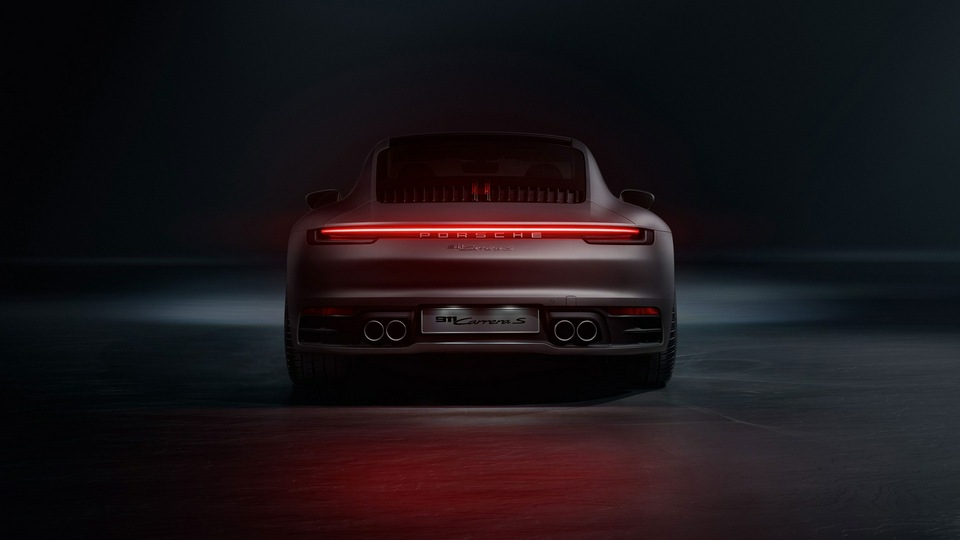 Porsche 911 Carrera S 2019 Вид сзади