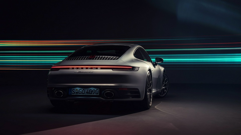 Porsche 911 Carrera 4S 2019 Сзади