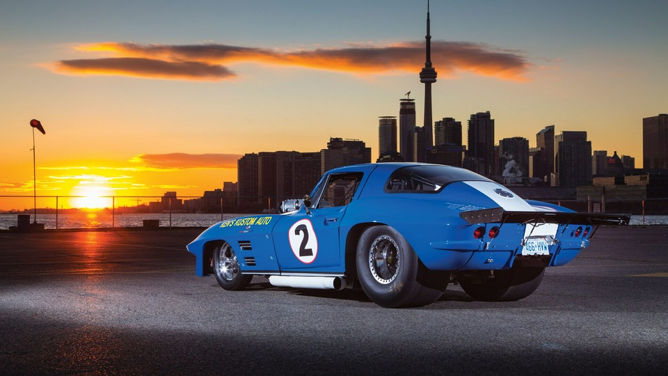 1966 Chevrolet Corvette CN Tower