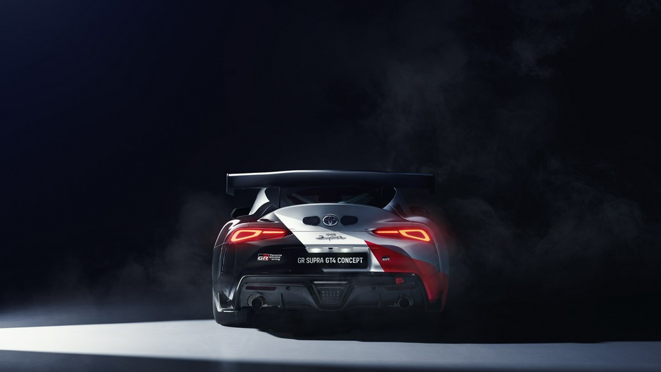 Концепт Toyota GR Supra GT4 2019 сзади