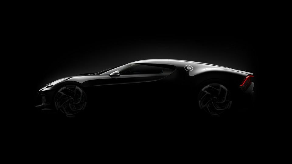 Концепция Bugatti La Voiture Noire Вид сбоку