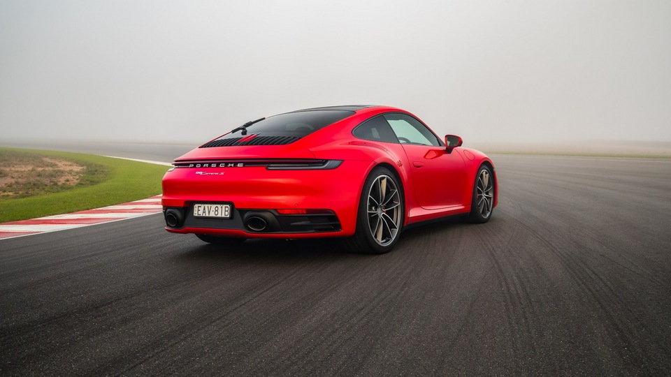 2019 Porsche 911 Carrera 8k