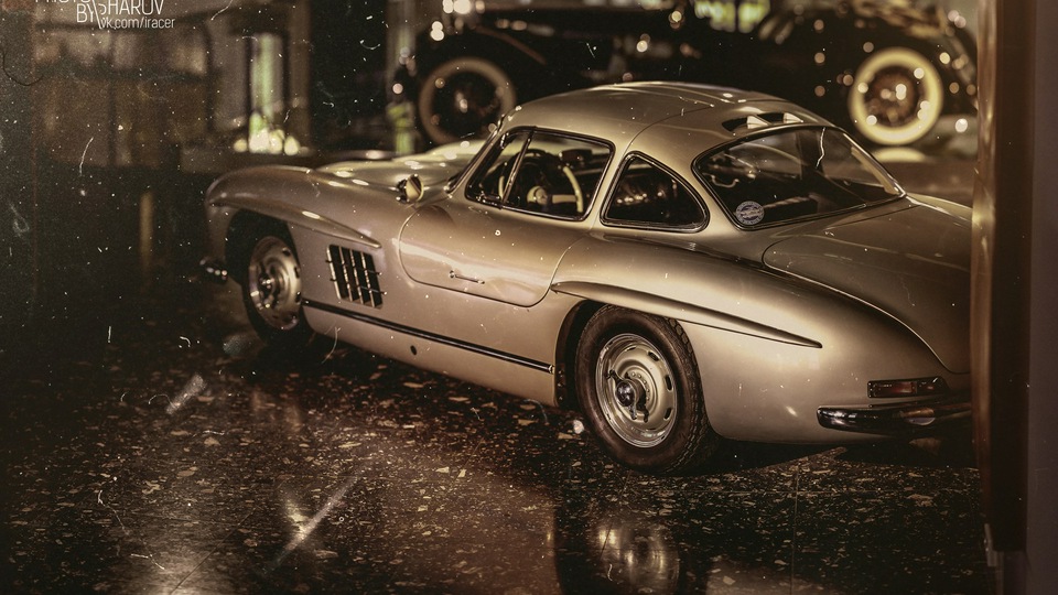 Mercedes Benz 300SL 5k