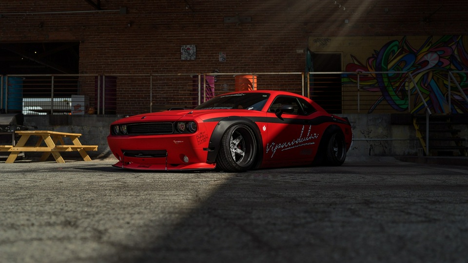 Настроенный Dodge Challenger