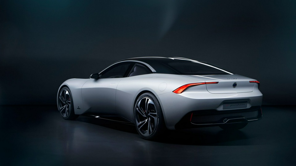 Pininfarina GT сзади
