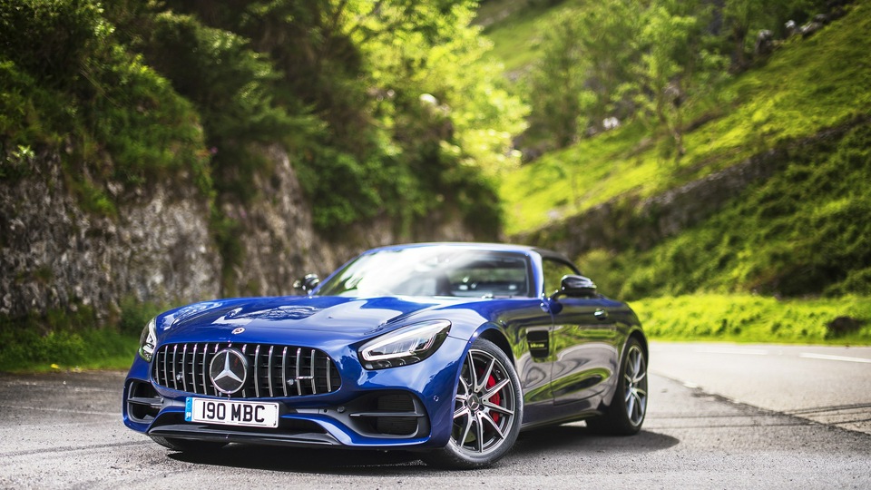 Mercedes AMG GT S Родстер 2019