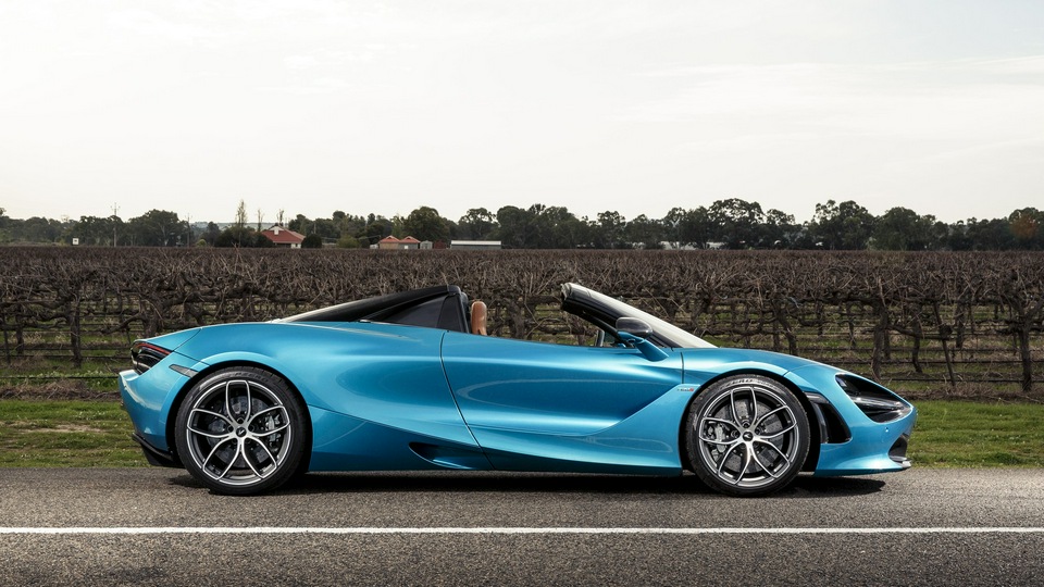 5k McLaren 720S Spider 2019 Вид сбоку