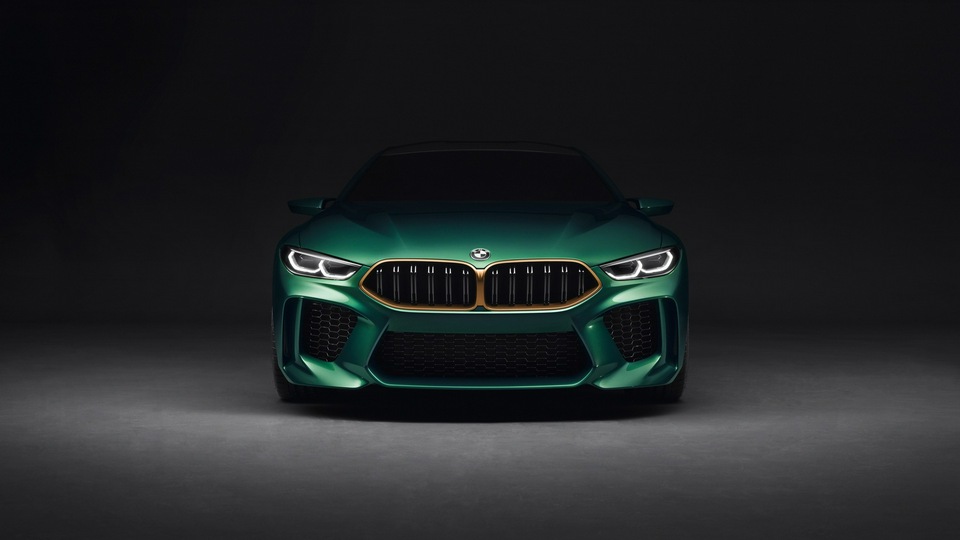 Bmw M8 4k спереди