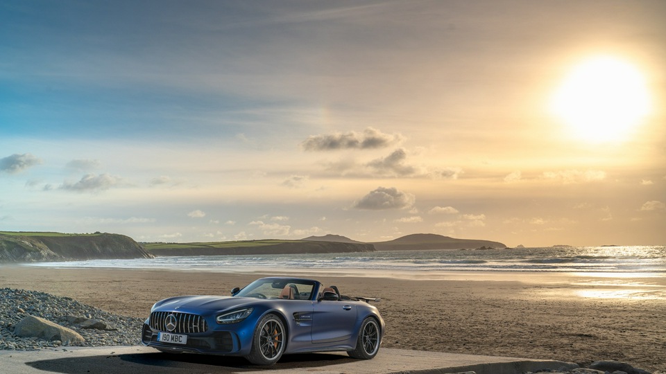 2019 Mercedes AMG GT R Roadster 8k