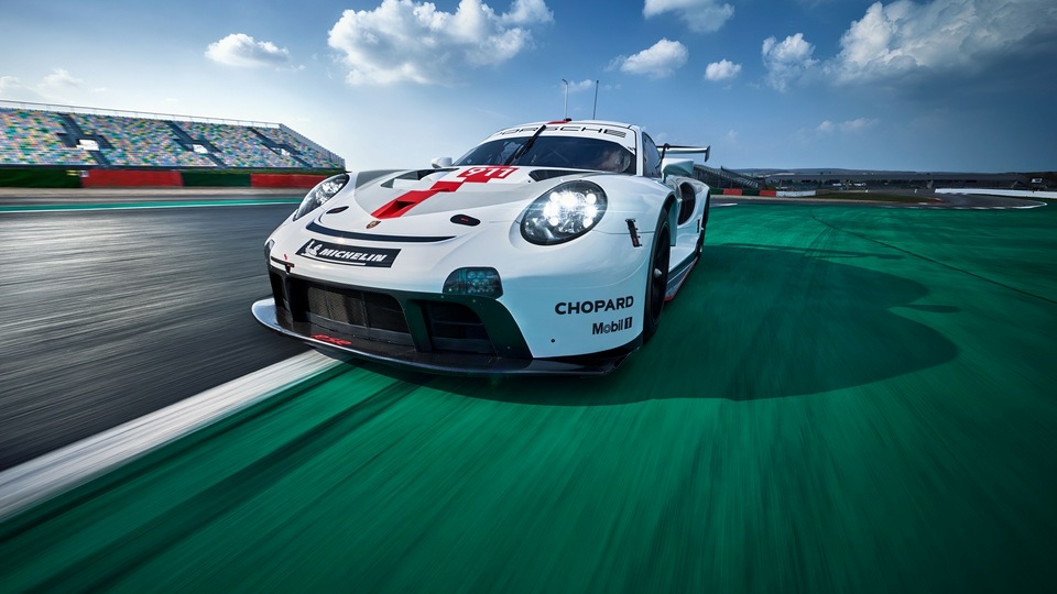 Porsche 911 RSR 2020