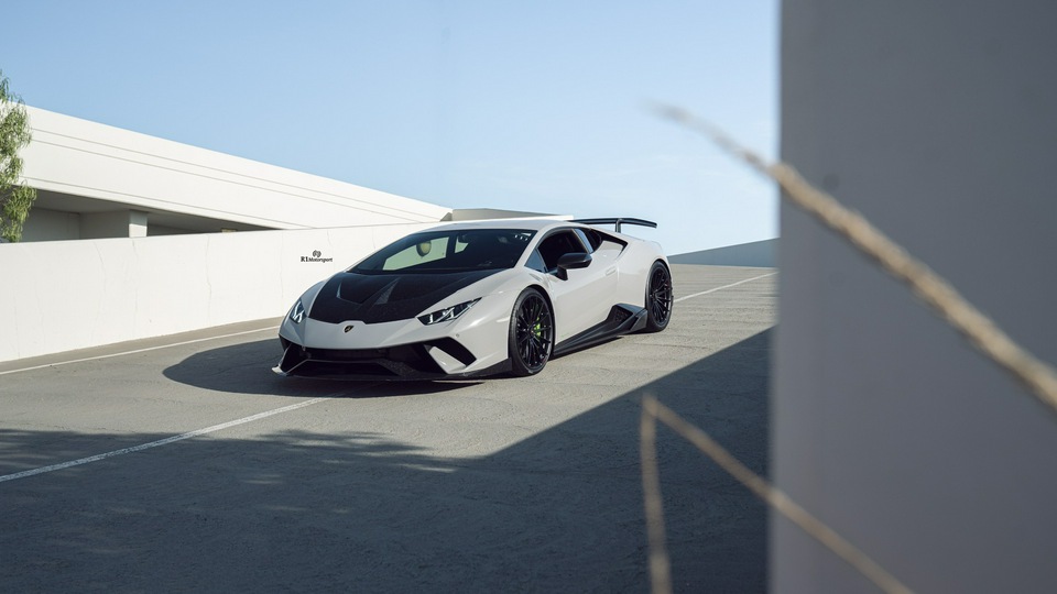 Lamborghini Huracan 8k 2020