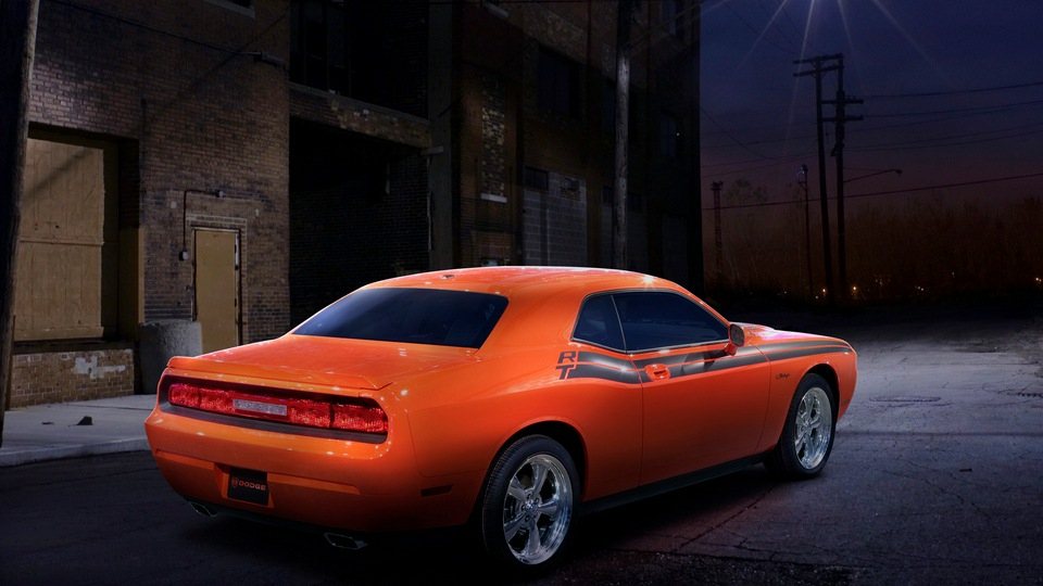 Классический автомобиль Dodge Challenger RT