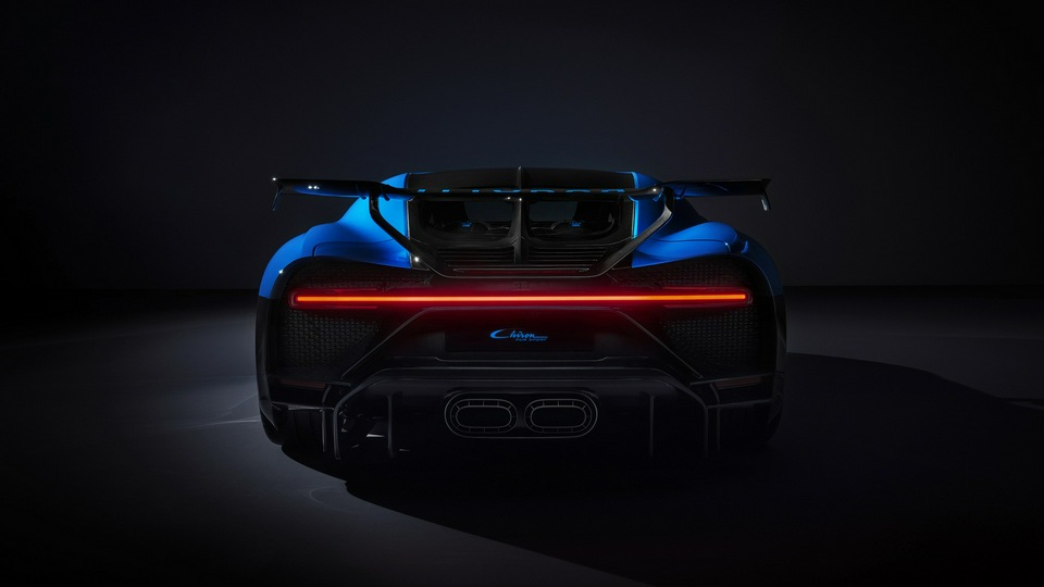 Bugatti Chiron Pur Sport 2020 Вид сзади