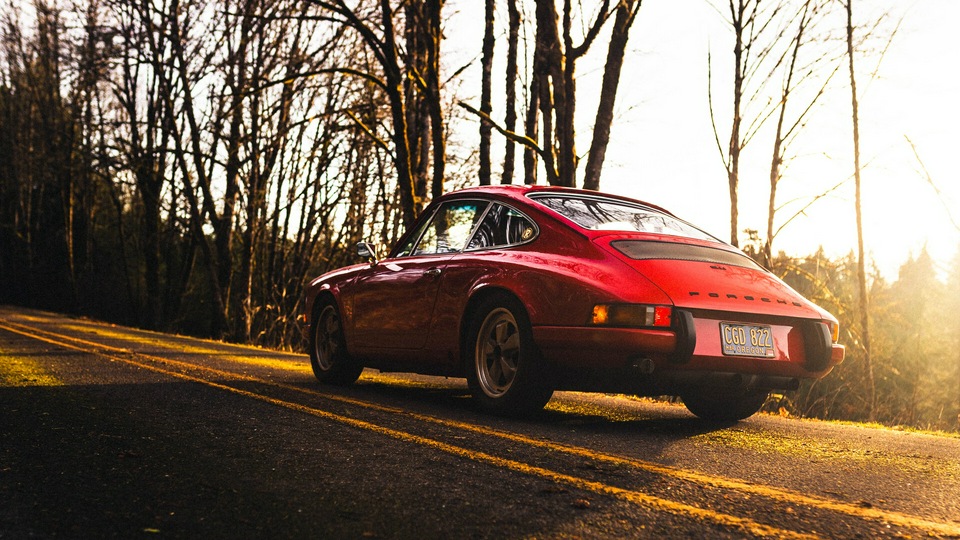 Старый Porsche 5k