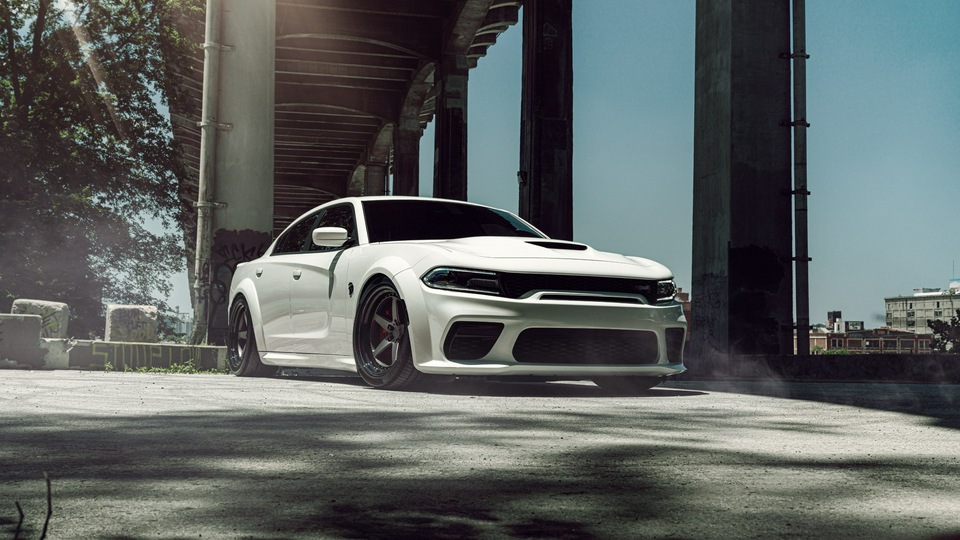 Dodge Hellcat широкофюзеляжный Velgen KC Широкий