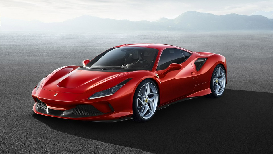 Автомобиль Ferrari F8 Tributo 2020 года выпуска