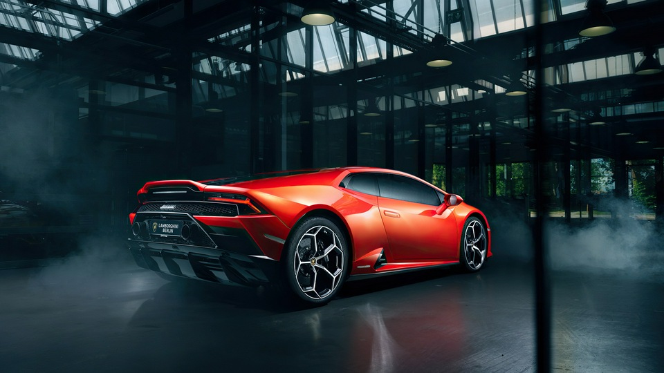 Оранжевый Lamborghini Huracan 4k