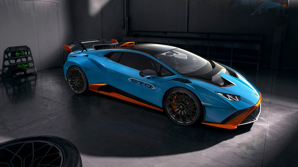 2020 Lamborghini Huracan Sto