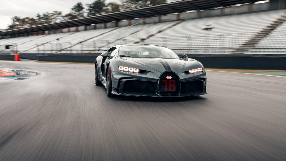 Bugatti Chiron Pur Sport 2021 Новый