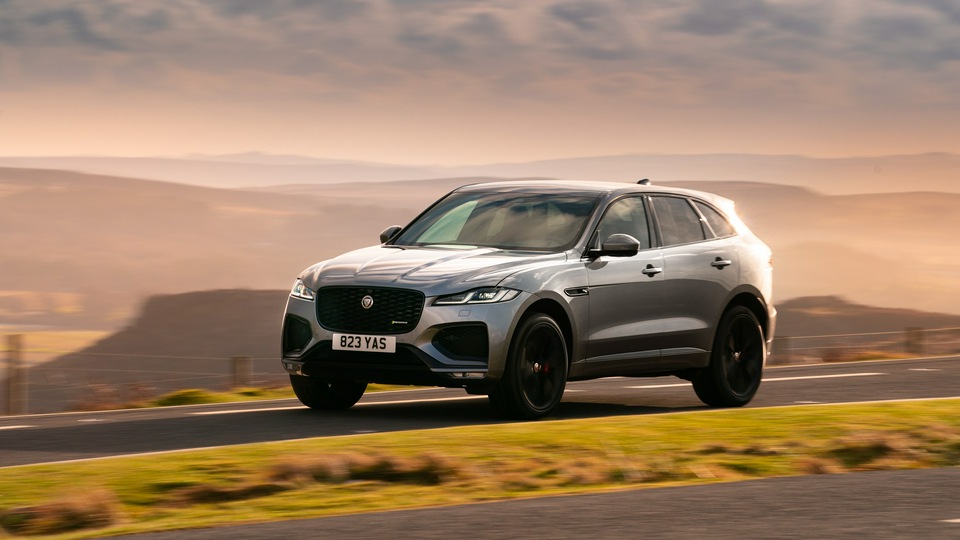 Jaguar F Pace R Dynamic Black Pack 2021