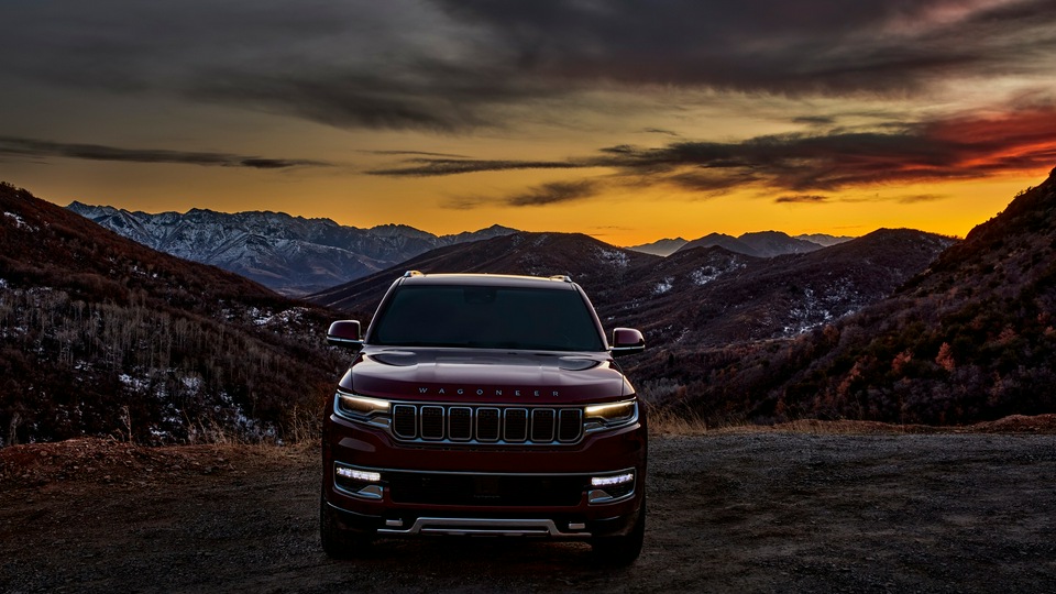 2022 Jeep Grand Wagoneer Series III 5k