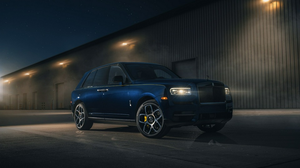 Черный значок Rolls Royce Cullinan для Бена и Кристин Слосс 8 тыс.