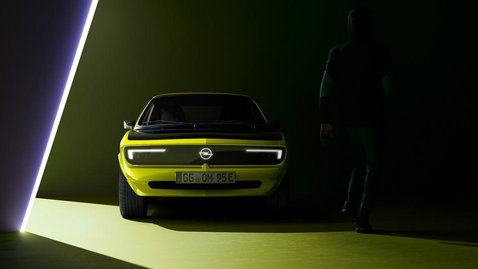 2021 Opel Manta GSe электромодель